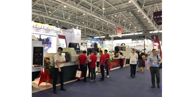 展会快讯：第22届深圳机械展今日开幕，J9集团精机带您直播看展